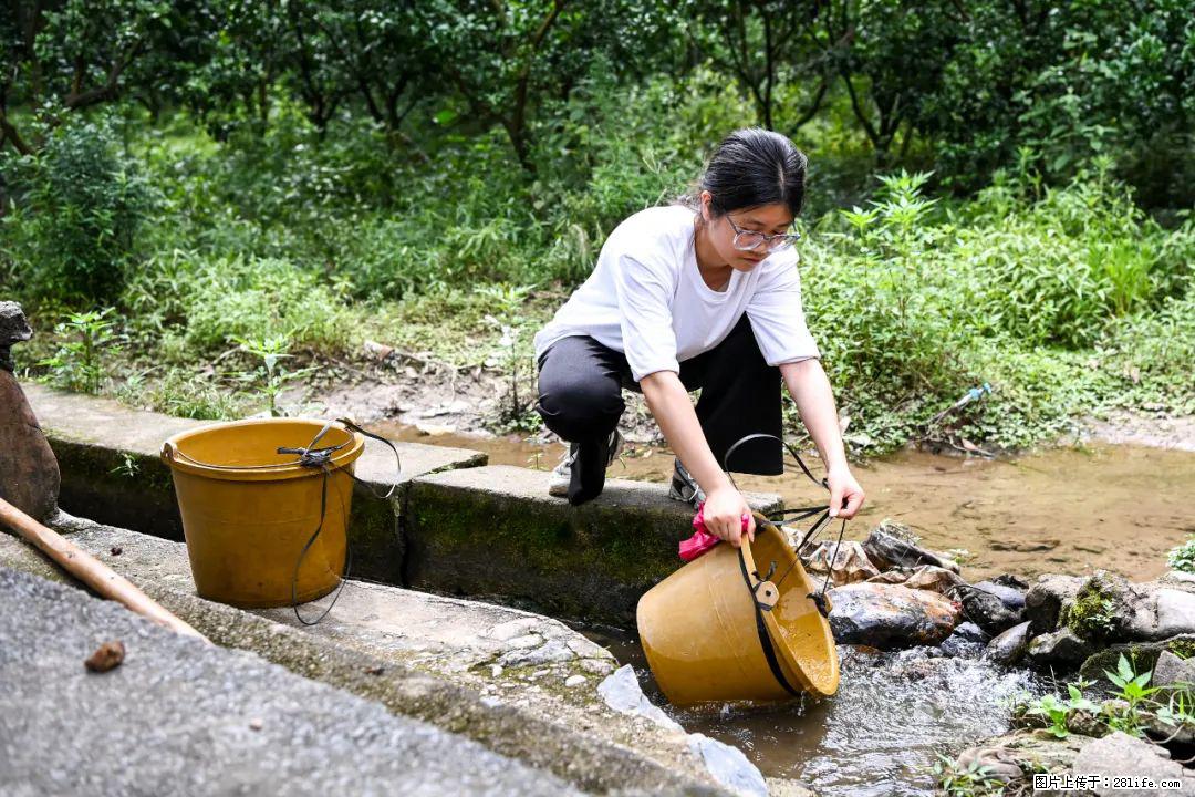 全网追的“扁担女孩”，找了一份暑假工，时薪12元 - 枣庄生活资讯 - 枣庄28生活网 zaozhuang.28life.com